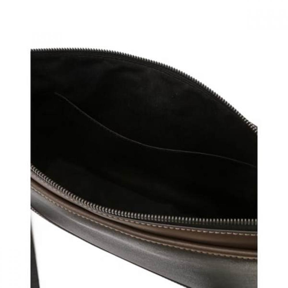 Daks Black Cowhide Crossbody Bag With Logo Dbba6f041bk