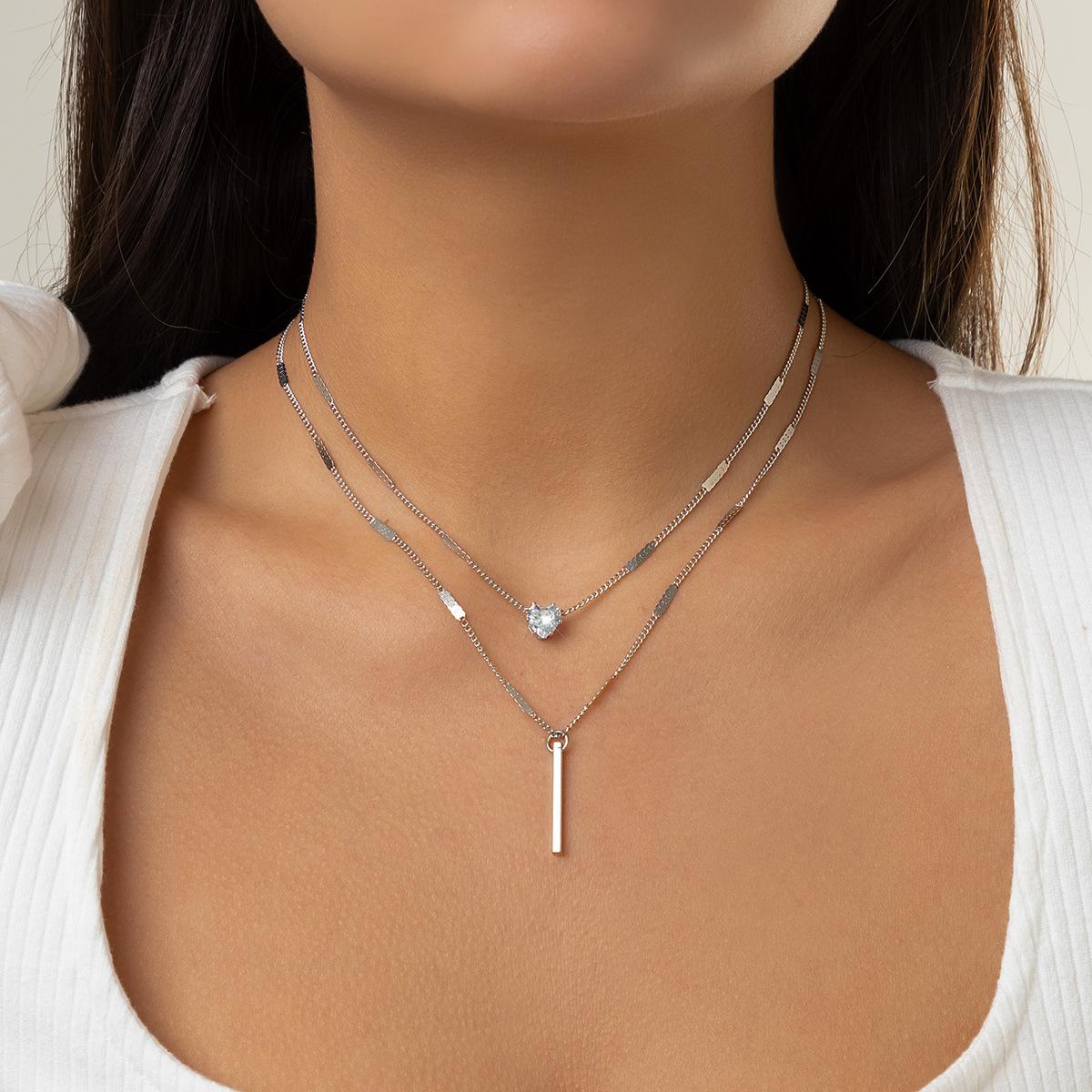

Simple Double-Layer Metal Rod Slightly Inlaid Heart-Shaped Necklace Female, Temperament Water Drop Fine Chain Necklace Necklace