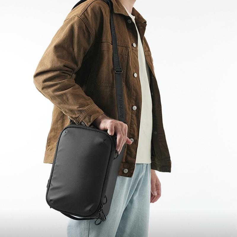 Waterproof DSLR Camera Insert Bag with Adjustable Compartments for Lens Protections Storage Pockets for Photographers