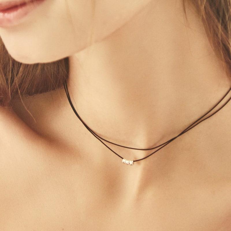 

Charmy silver triple choker-necklace Silver
