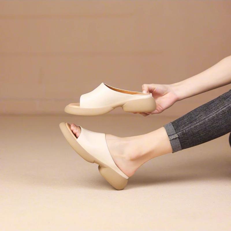 Women's Round Toe Slippers Thick Sole Solid Color Versatile Single Shoes Summer Outdoor Slides