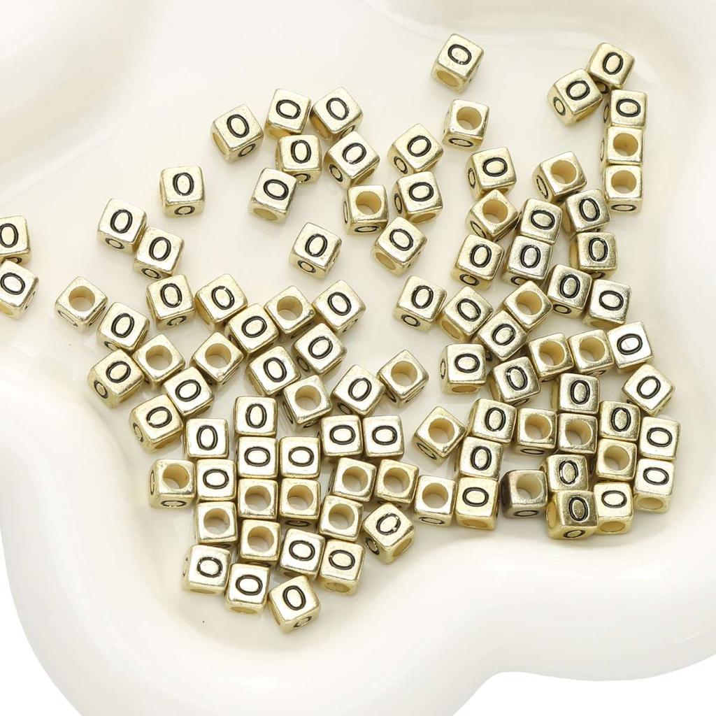 50 pz 6mm Cubo Quadrato Acrilico Fai da Te Perline Lettere Alfabeto A-Z Lettere Inglesi Per Braccialetto Collana Gioielli