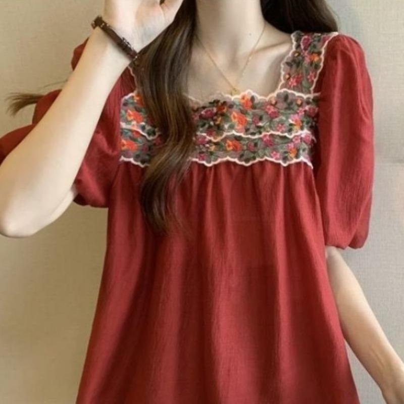 Women's Embroidered Shirt Loose Square Collar Lace Border Patchwork Ladies Blouse Spring Fashionable Trendy Famale Short Sleeved Top