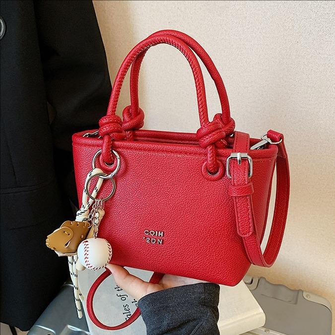 Fashion Handbag Women's New Versatile Single Room Bag Casual Commuter Messenger Bag