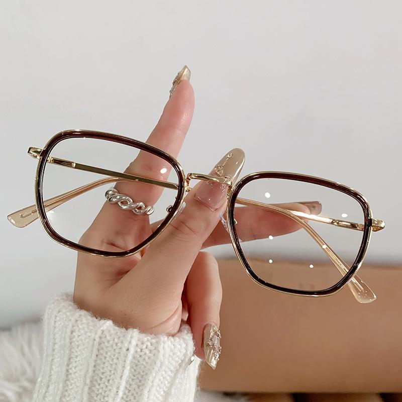 Fashion ultra-light plain flat glasses trendy new trend color-changing anti-blue glasses personalized versatile glasses frame
