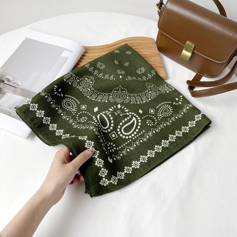 Fashion Geometric Chain Printed Square Scarf Versatile Women S Decorative Neck Scarf
