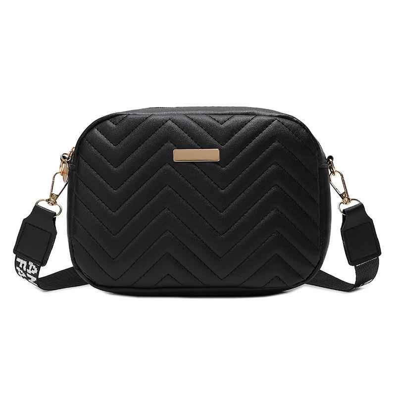 New wave embroidered iron sheet decorative messenger small square bag casual women's simple camera bag small bag