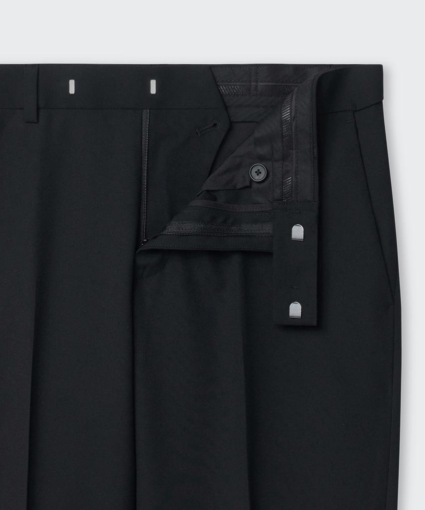 MUSINSA STANDARD [Cooltandard] Semi-Wide Hidden Elastic Waist Slacks [Black]