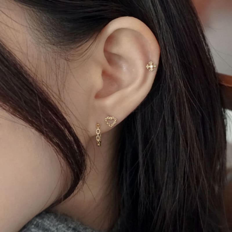 Youngglow 14k Chain One Touch Earring