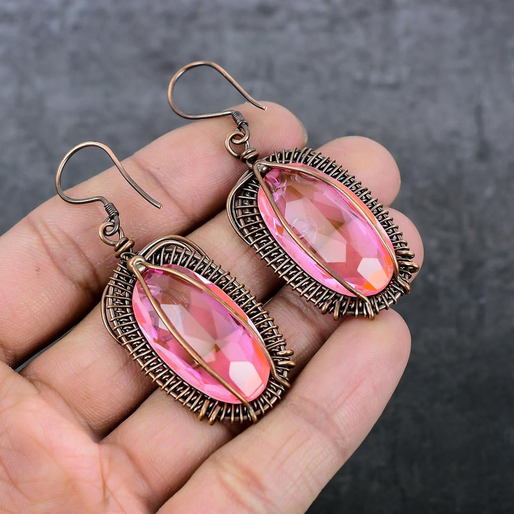Boucles d'oreilles en fil de cuivre fait main en kunzite rose, 7 cm, Q6o09