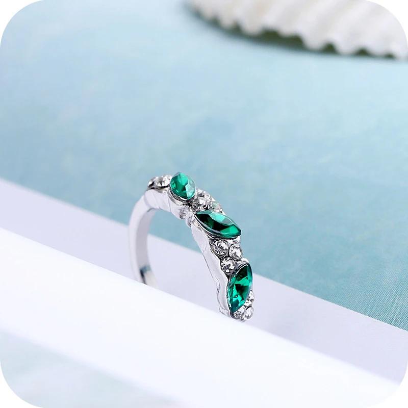 Created Emerald Rings for Women New Classic Jewelry Wedding Engagement Ring Rhinestone Fine Jewelry Gift Girls Stylish Chic Ring