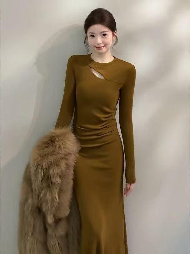 French temperament long-sleeved dress women s autumn new waist thin hollow long bottom t-shirt skirt S