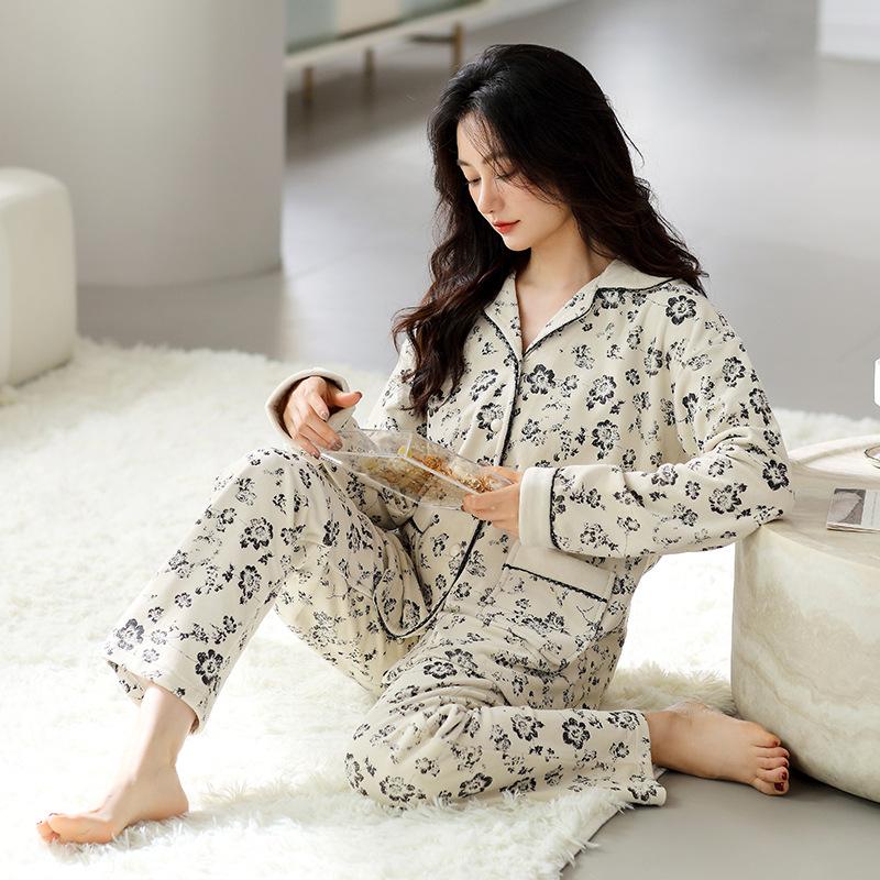Pajamas Women'S Autumn And Winter Coral Fleece Flannel Island Fleece Loungewear Middle-Aged Mother Thin Fleece Suit
