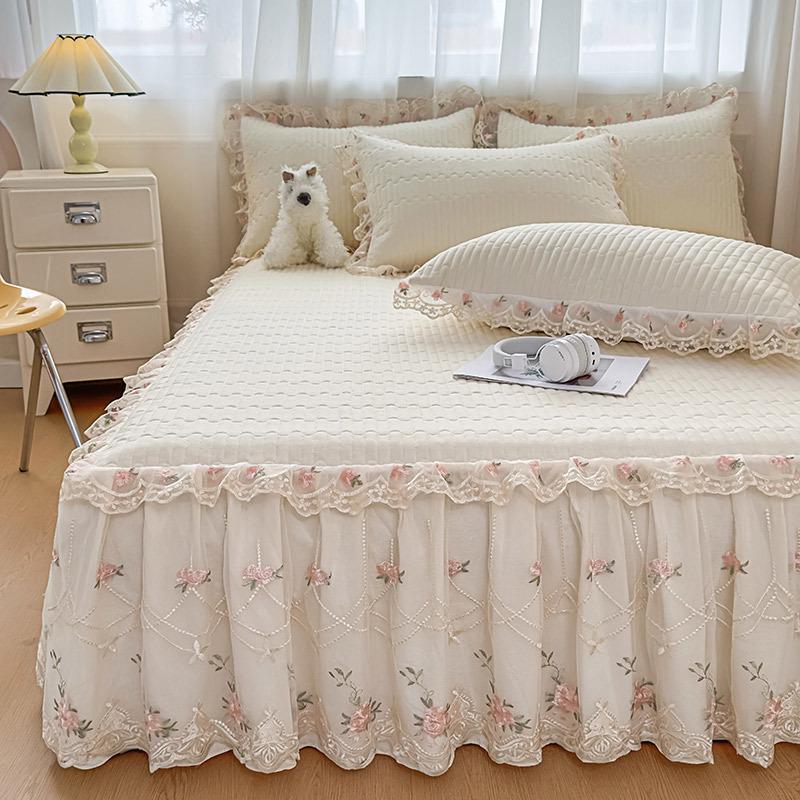 Korean Princess Crinkled Quilted Lace Bed Skirt: Thick Non-slip Mattress Protector