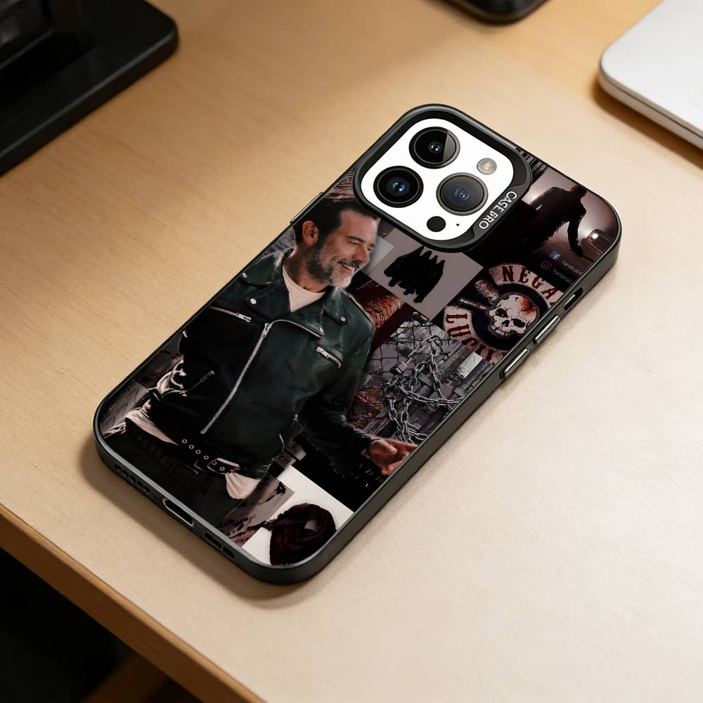 TWD-W-Walking D-Dead  Phone Case For iPhone 17,16,15,14,13,12,11 Plus,Pro Max,XS,Colored Silver Plated Inside Cover