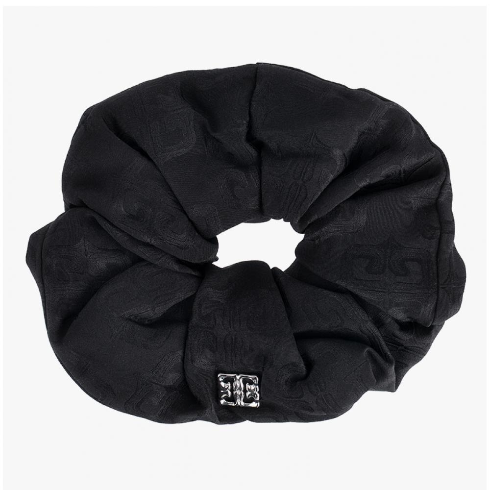 Givenchy 4g Flüssig Übergroßes Seiden-Scrunchie Haarband Bgz049g05z 001