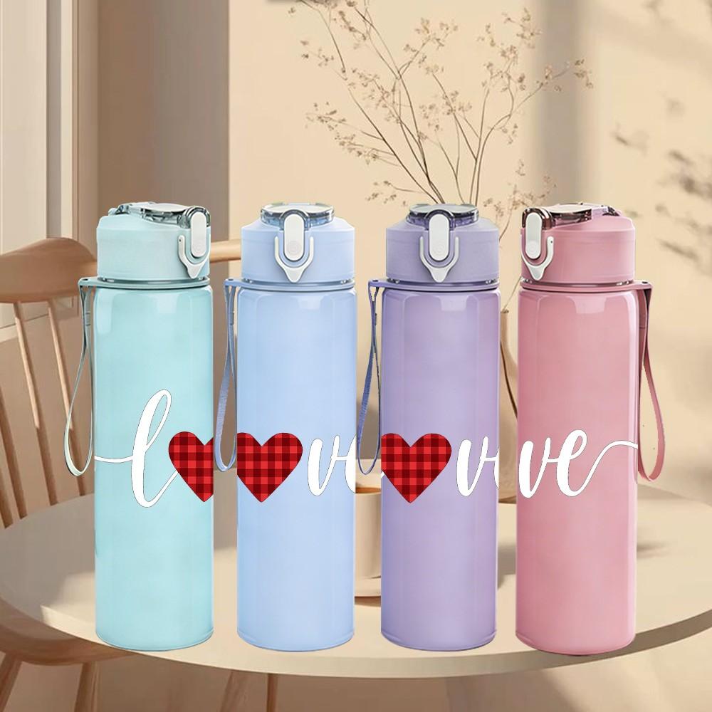 1PC Simple Love Heart Line Art 750ml Color Plastic Sports Water Bottle Leakproof Flip Straw Lid Suitable for Sports Office Home Use