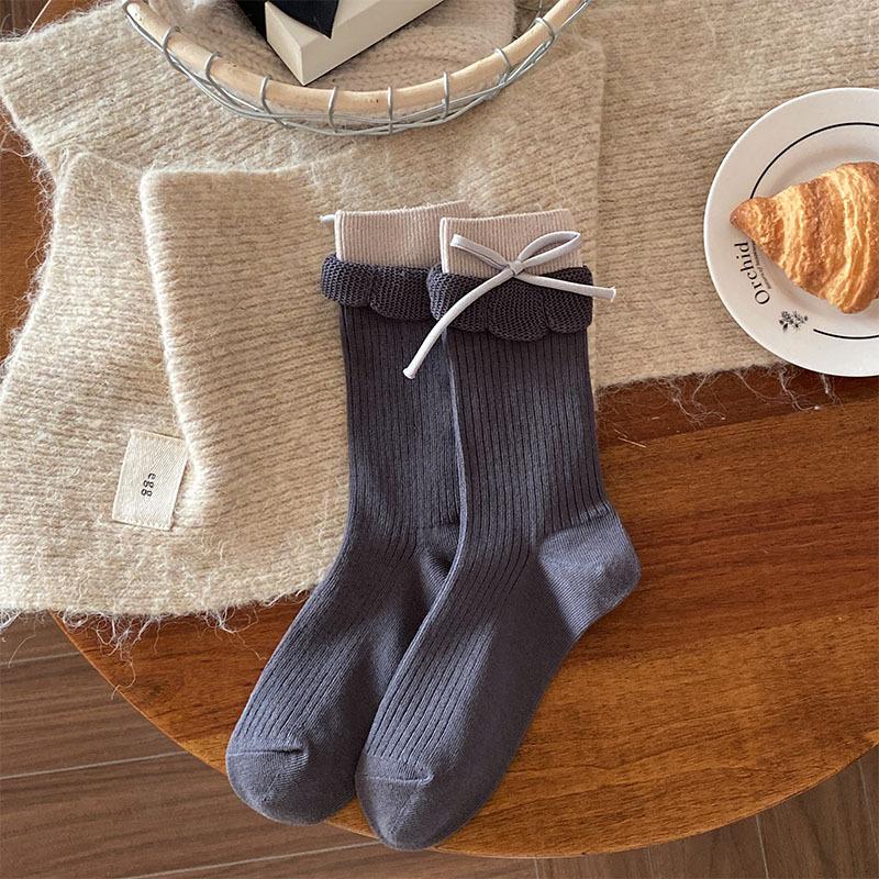 Japanese Sweet Ballet-Style Bow Socks for Women–Designer Double Ribbed Cuff with Flared Hem,Spring/Fall Versatile Stacking Socks