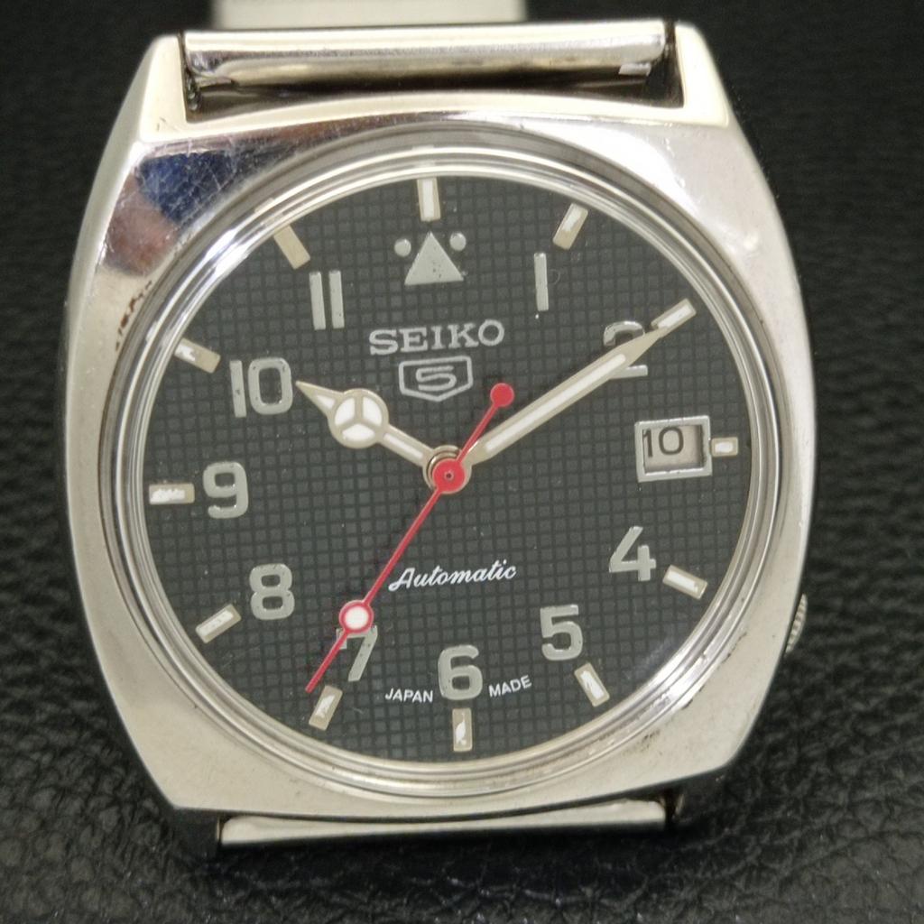 JAPAN VINTAGE SEIKO 5 AUTOMATIC 6118A MENS BLACK COLOR DIAL WATCH a701671-5 R206c-a701671