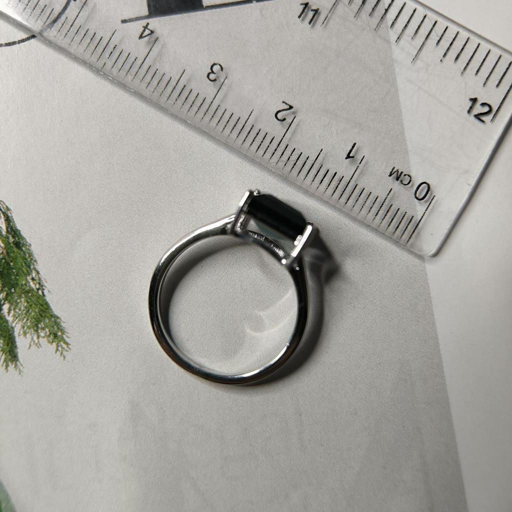 Серебряное кольцо с топазом Лондон Блю 2.107ct, вес изделия 2,49 гр (2178118)