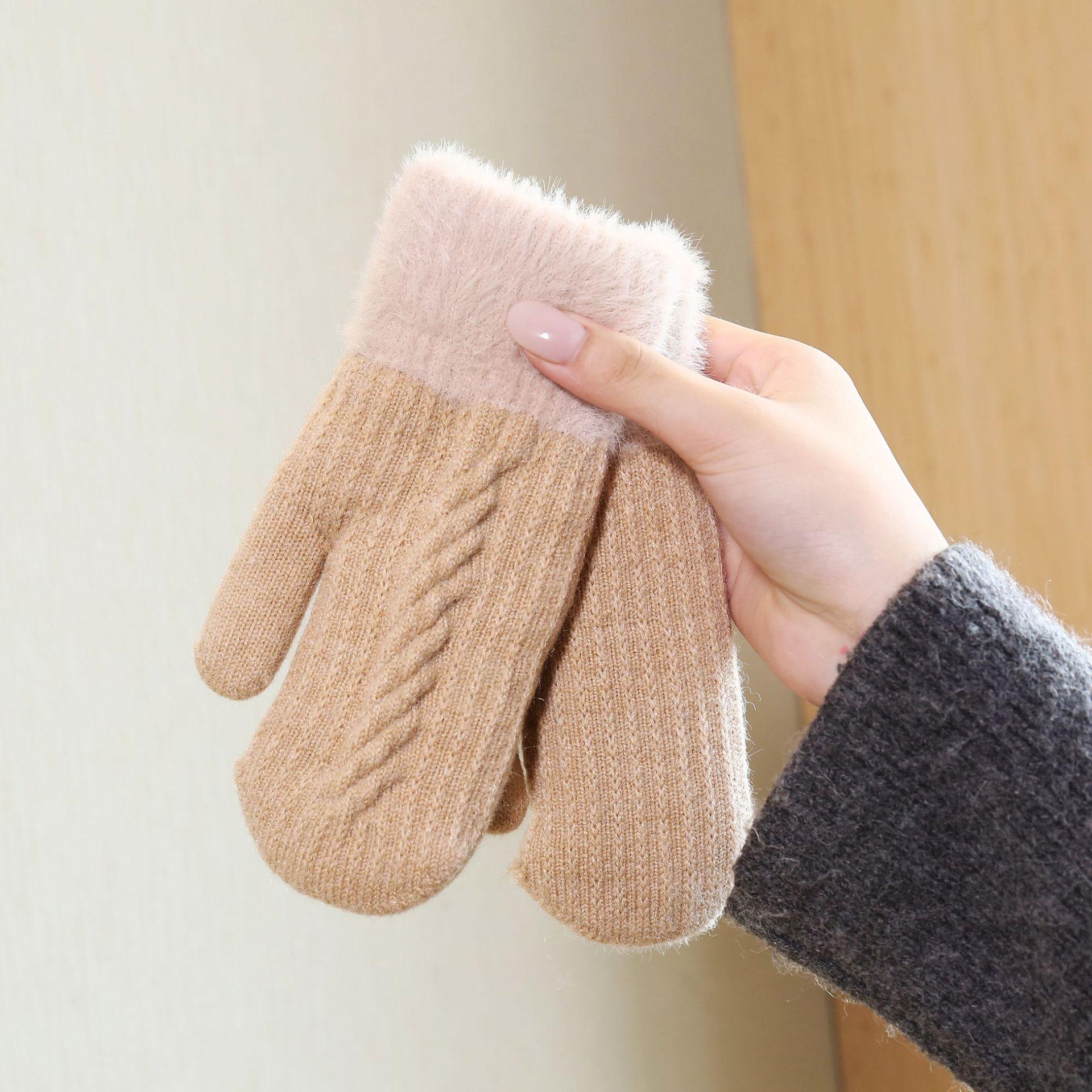 

Бархатные утолщенные теплые перчатки, милые плюшевые перчатки для женщин, перчатки для езды на велосипеде, устойчивые к холоду, повседневные ветрозащитные вязаные зимние перчатки для езды на велосипеде бежевый