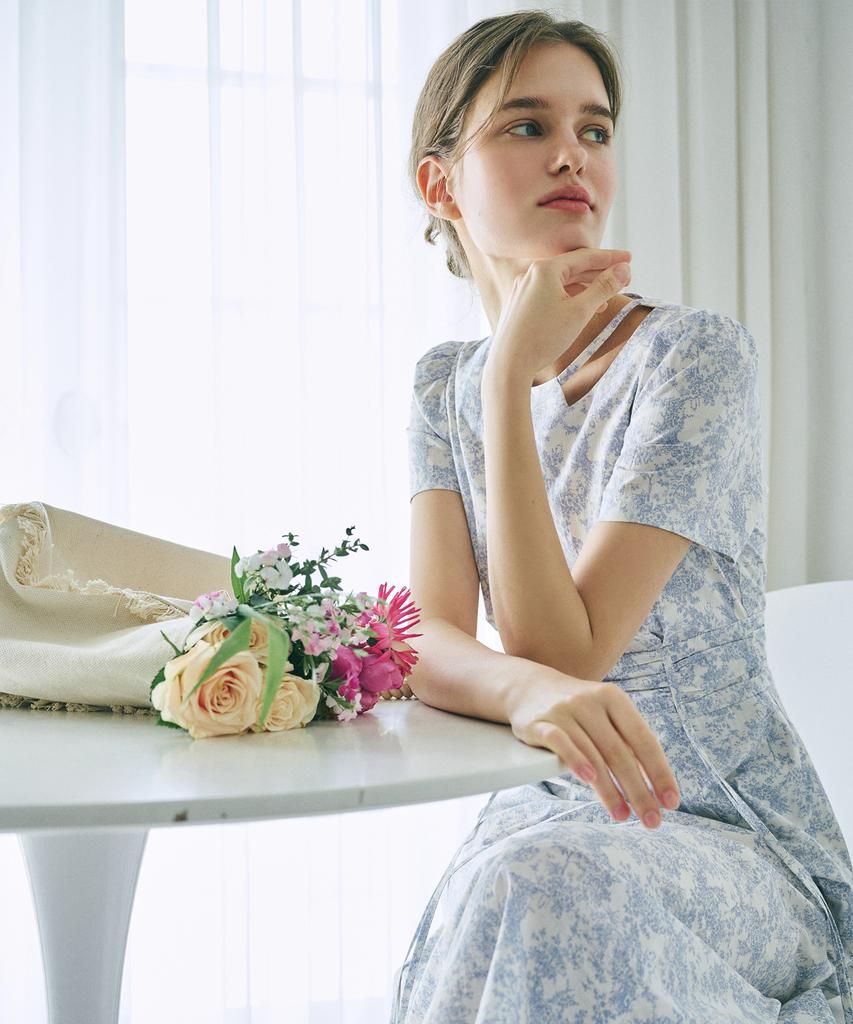 Etmont Neck Cut-Out Shirring Dress Light Blue