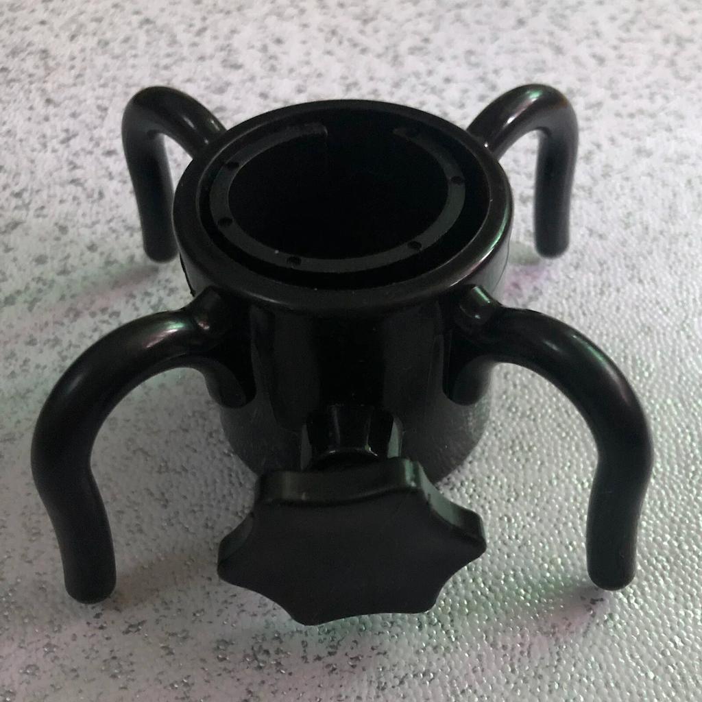 Robuster Haken zum Aufhängen von Strandschirmen, 4 Zinken, Schraubverschluss, ABS, Handtücher, Kamerataschen, Kleiderbügel, Camping-Halter, Reise-Clip