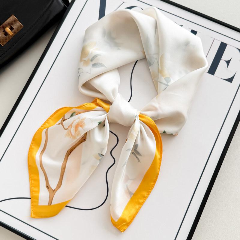 Light Green Elegant Lotus Hangzhou Silk Imitation Silk Small Square Scarf Women'S Scarf Shawl Mother Silk Scarf