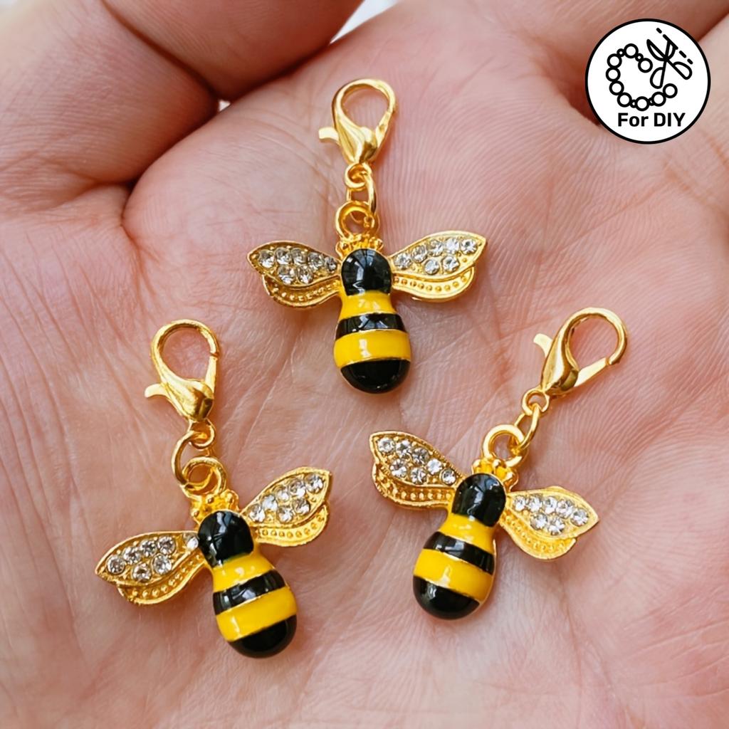 WTEMPO Shiny Bee Keychain for Handmade Keychains Bee Theme Charms for DIY Craft Making Cute Car Pendants Bag Backpack Ornaments Festive Decorations