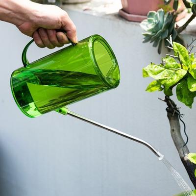 Pflanzenbewässerungskanne mit großem Fassungsvermögen Transparenter Kunststoff Lange Tülle Auslaufsichere Bewässerungskanne mit Skala Bewässerungssprüher