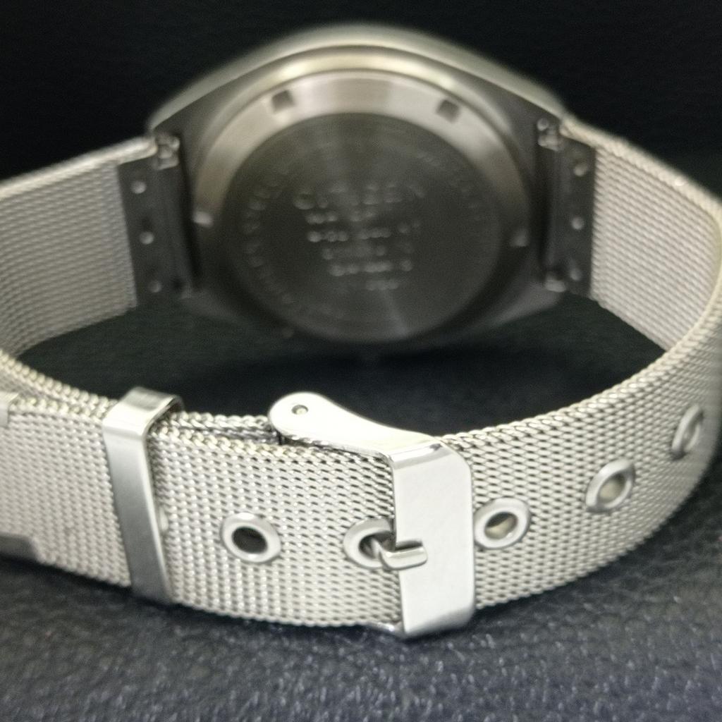 JAPAN VINTAGE CITIZEN AUTOMATIC 8200 MENS BLACK COLOR DIAL WATCH A702758-1 R210-a702758