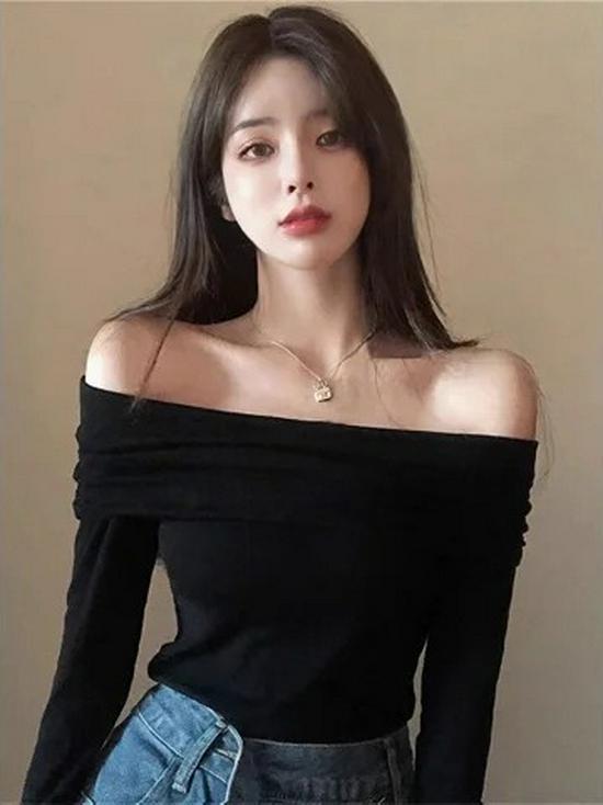 Women's One-Shoulder Slim Fit Long Sleeve T-Shirt - Sexy Cold-Weather Base Layer Top