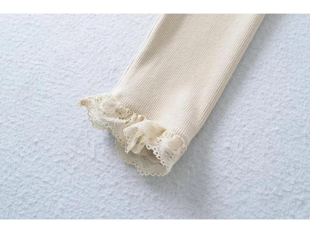 Sweet Lace Trim Patchwork V-Neck Women's Long Sleeve Slim Fit T-Shirt for Spring 2025