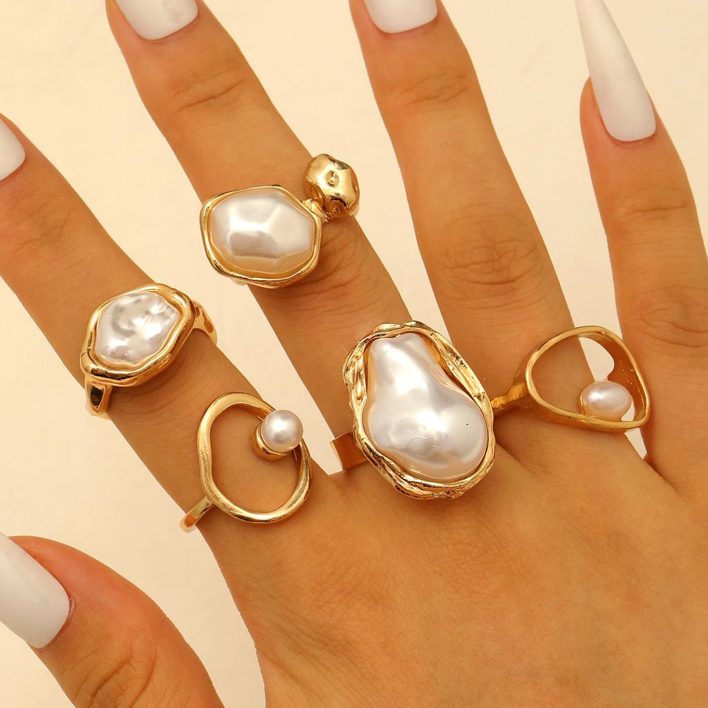 High Quality 2026 Holiday Style Exaggerated Baroque Retro Ring Set Foreign Trade Niche Imitation Pearl Flower Rings