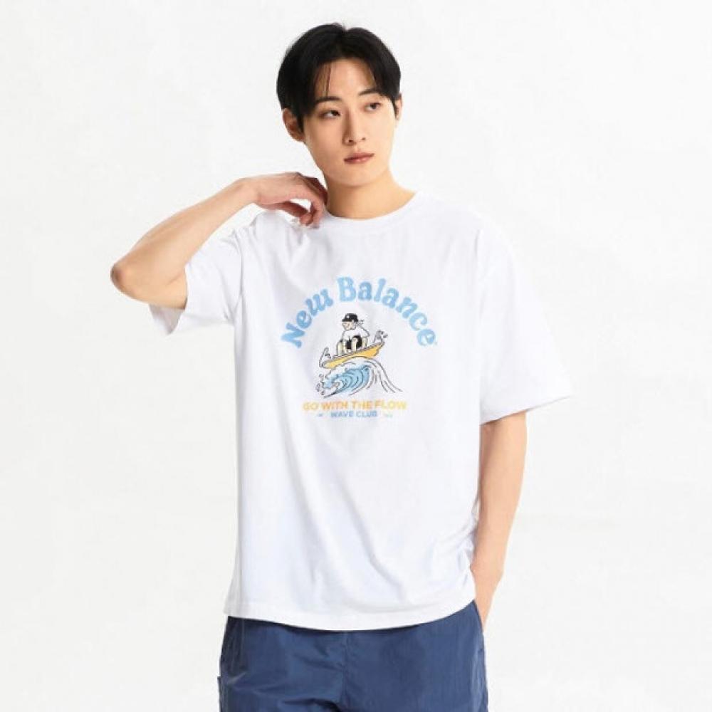 

Футболка с коротким рукавом New Balance Lqj Nbnee21643 10 Uni Nb Boy Surfing Футболка с коротким рукавом 100