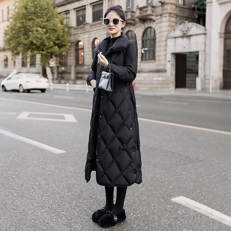 Silberhaus Women's 90% Down Lapel Long Puffer Coat