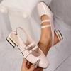 Damenmode Quadratische Spitze Flacher Ausschnitt Metallschnalle Weiche Sohle Rutschfest Quadratischer Absatz Schuhe Bao Spitze Niedriger Absatz Sandalen