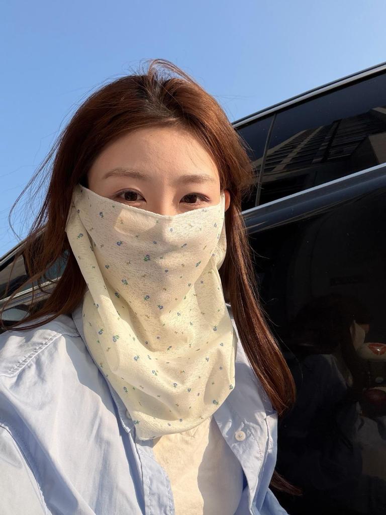 Korean Style Floral Sunscreen Balaclava: Breathable Sun Protection Face Veil for Women - Spring/Summer Cycling Neck Guard