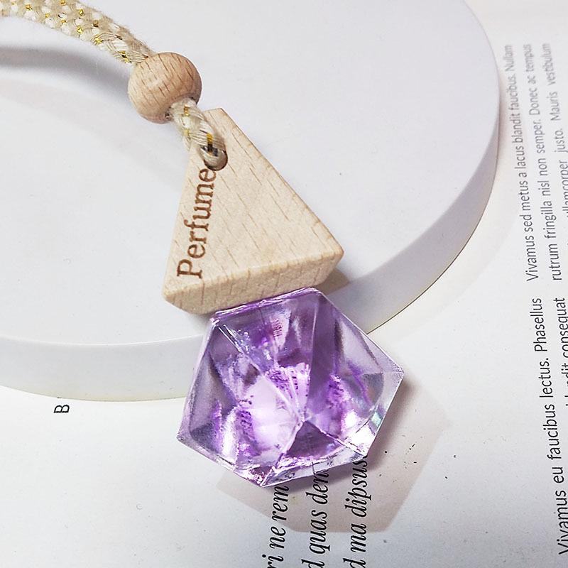 High-End Car Perfume Pendant: Essential Oil Hanging Diffuser for Men and Women Fragrance