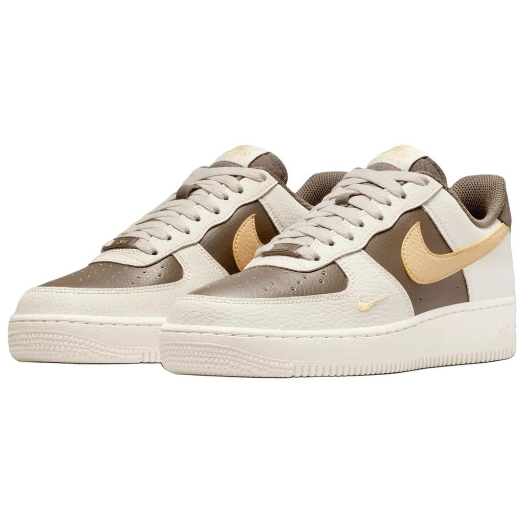 Nike Air Force 1 07 Lv8 Bequeme Passform Sneaker Herren Sneaker Beige IR0796-030