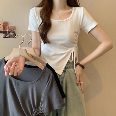 Üst Kıyafetler – T-shirtler