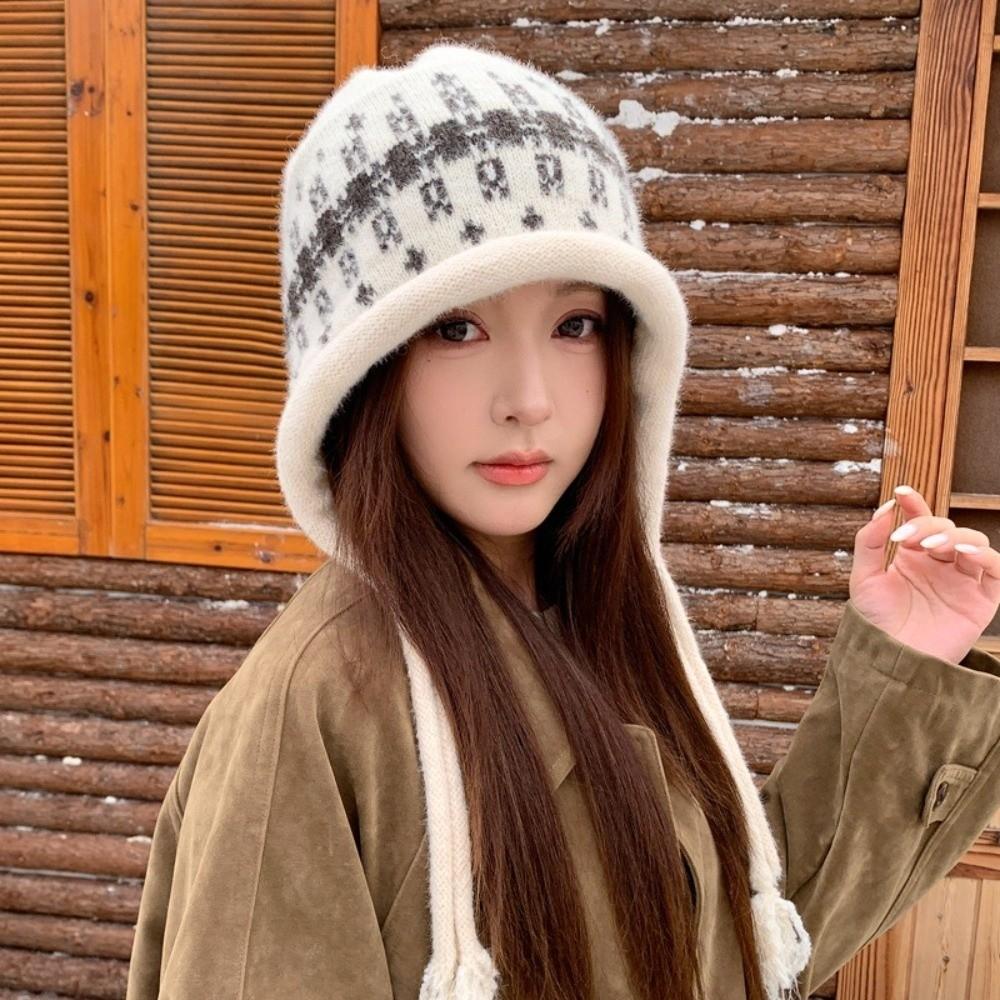 Windproof Knit Hat Tassel Tie Winter Hat Durable Tassel Beanie  Gift