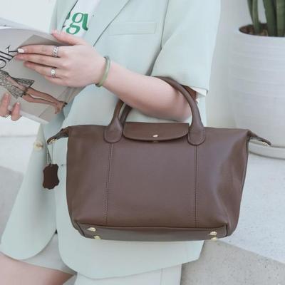 Boston Ladies' Genuine Leather Pillow Tote Bag 2025 – Large Capacity, Textured, All-Match Commuter Bag.