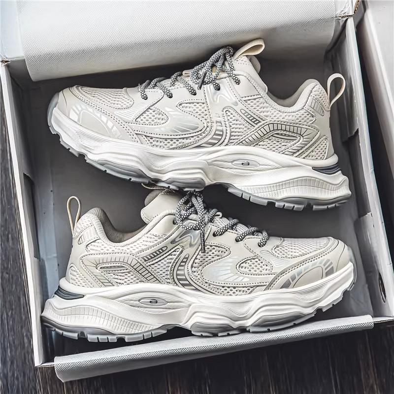 Summer New Breathable Casual Sports Shoes Mesh Running Heightening Dad Shoes
