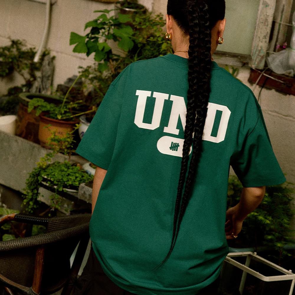 Undefeated SS25 T-Shirts Unisex Crew Neck Moderate UE51GSS04M