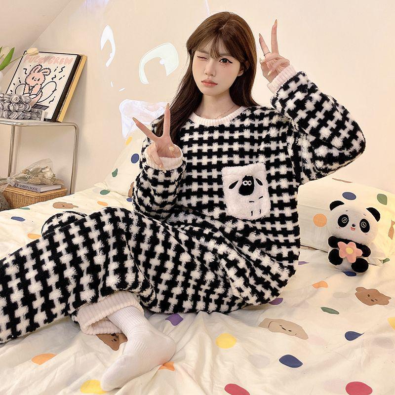 Damski Słodki Kreskówkowy Flanelowy Zestaw Piżamowy - Gruby, Podszyty Polarem i Przytulny na Jesień i Zimę