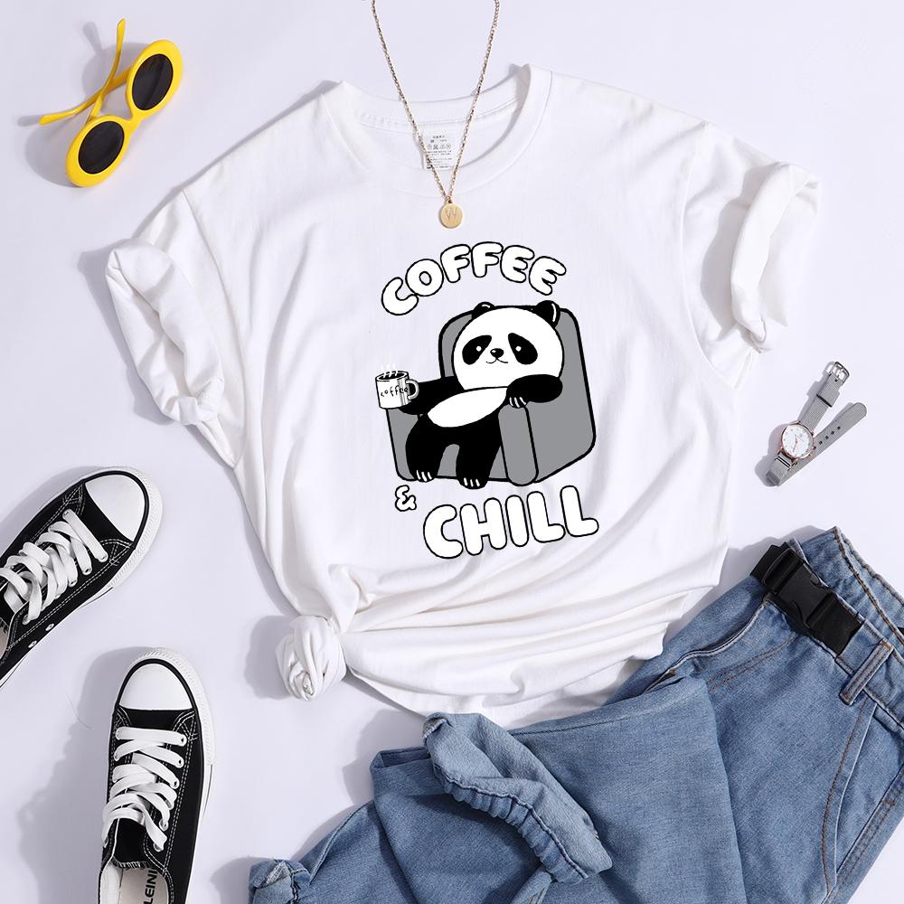 

Футболки Coffee And Chill Kawaii Panda, женская уличная футболка для творчества, мягкая повседневная футболка, крутые укороченные топы в стиле хип-хоп XXXL белый