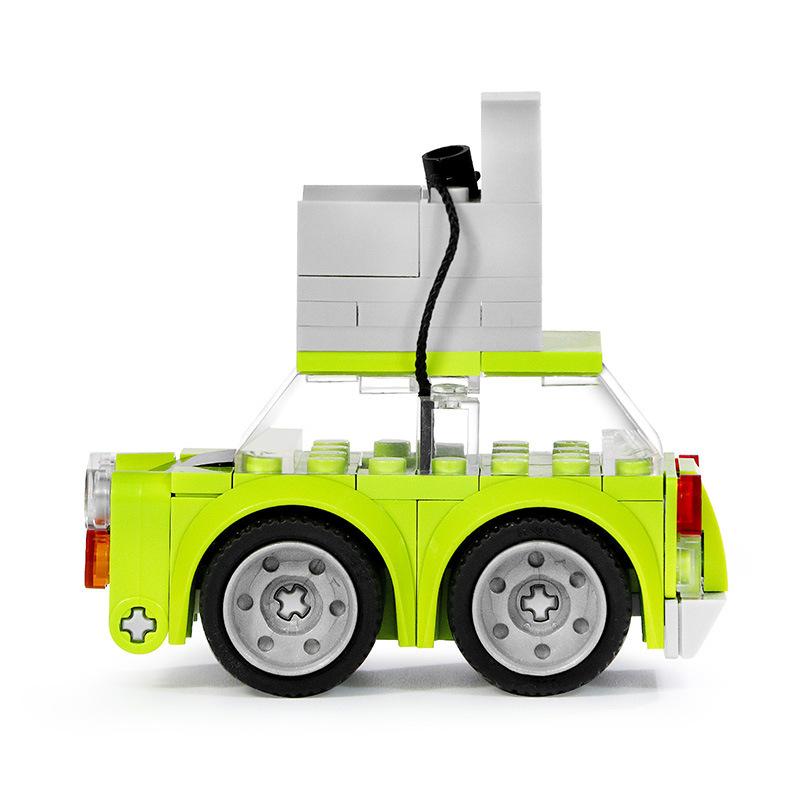 Classic Creative Building Block Toys Mr. Bean's Car with Sofa, Movie Character Series, Scene Props Assembly, DIY Gift Toys