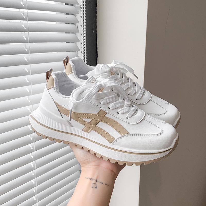 Little white shoes women's 2025 new spring versatile thick soles increase height leisure sports board shoes ins wind niche design sense