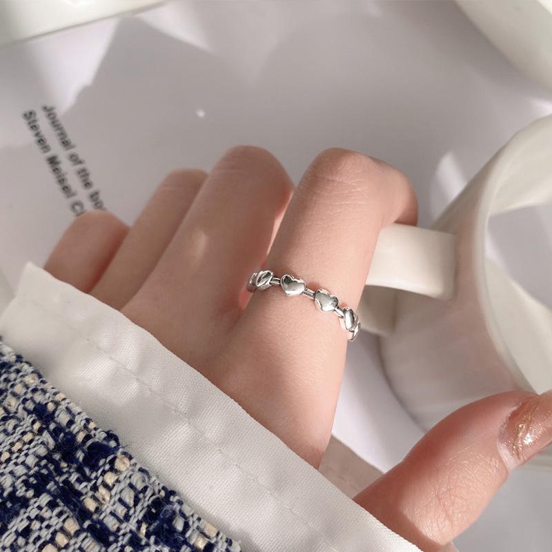 Trendy Geometric Heart Ring: Women's Fashionable Korean-Style Stacking Ring